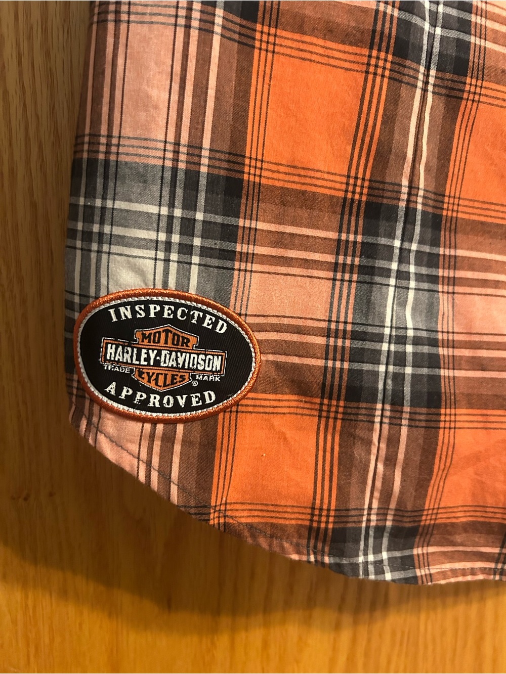 Women’s Harley Davidson Plaid Short Sleeve Button up - Picture 4 of 9